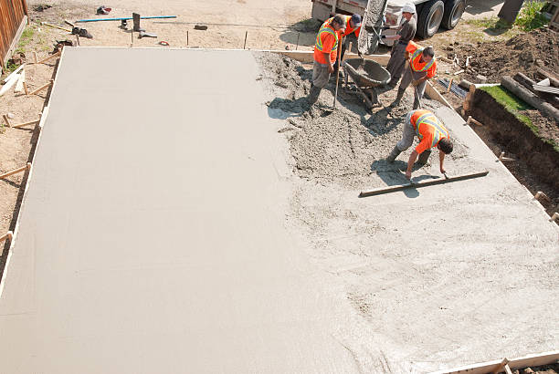 Best Concrete Crack Repair  in Minonk, IL